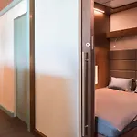 Sleep \'N Fly Sleep Lounge, South Node - Transit Only