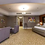 Best Plaza West Bay Hotel