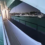 Lusail Queen