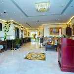 La Villa Palace Hotel