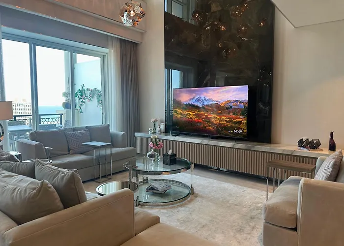 Pearl Of The Marina Baywalk Penthouse
