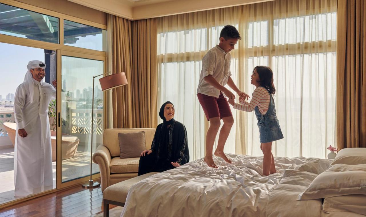 Grand Hyatt &