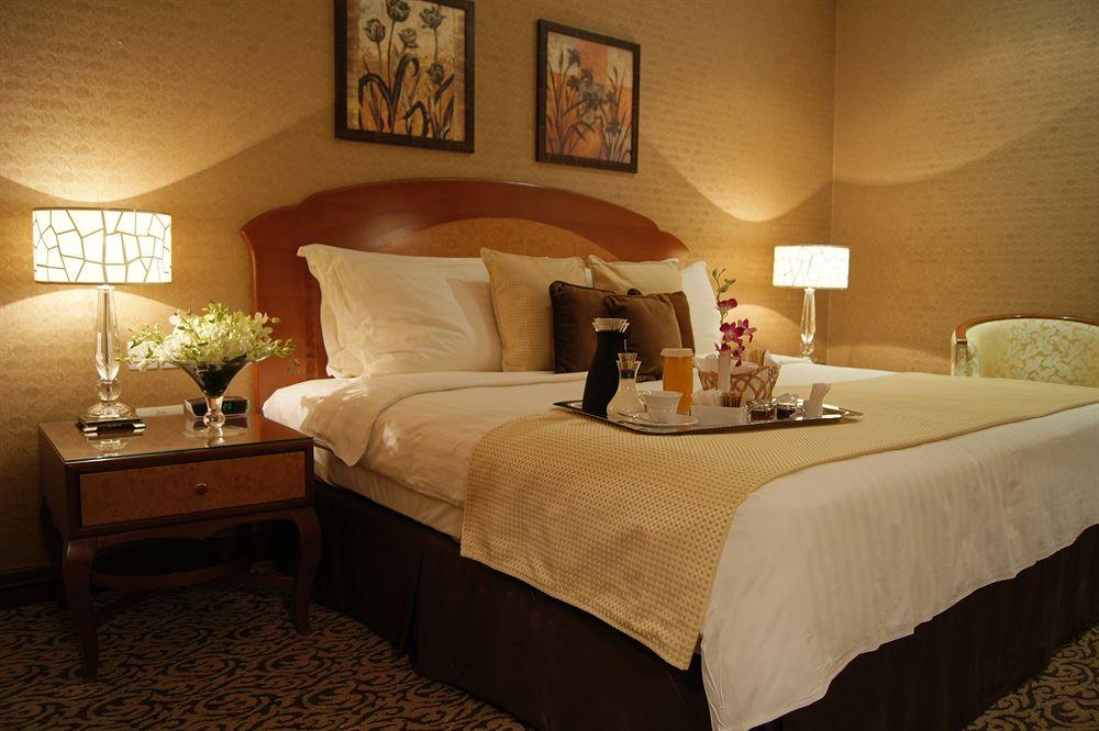 Grand Regency Doha, Trademark Collection By Wyndham Hotel Doha
