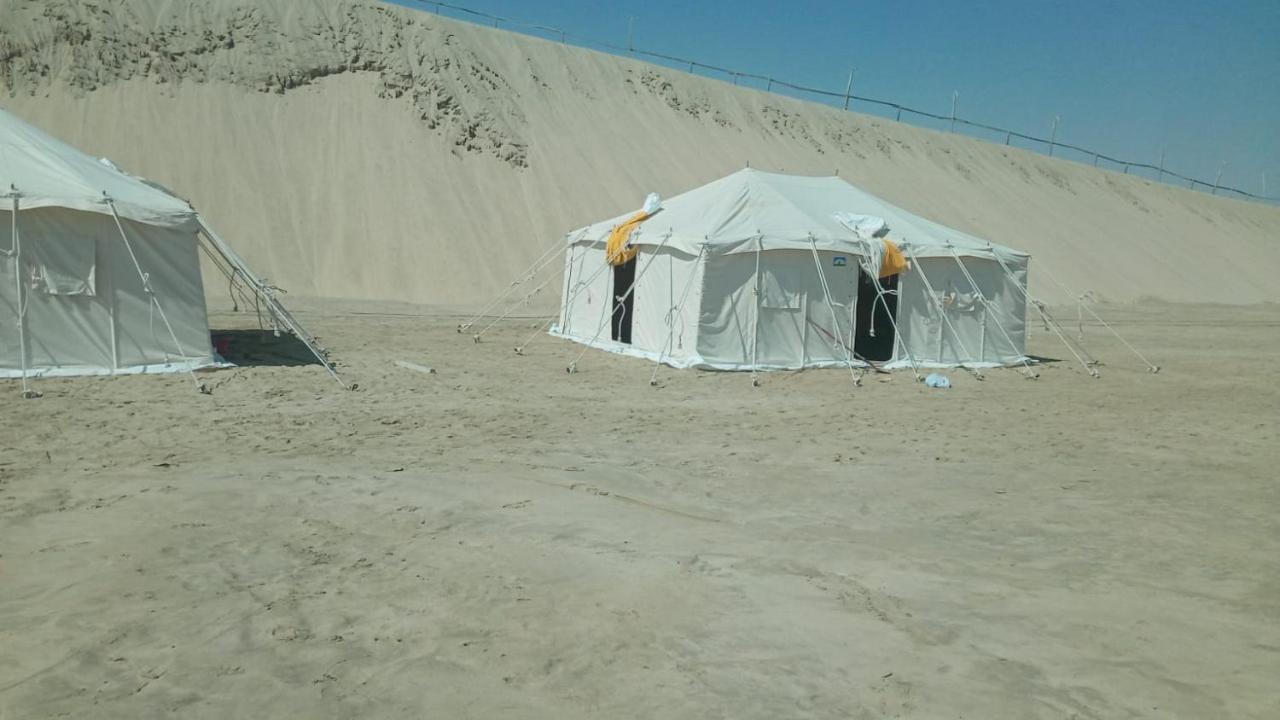 Arabian Adventures Beach Camp Sealine, Inland Sea , Includes Pick Up Drop ,dinner ,stay And Breakfast For 3 Pax Luxury tent *