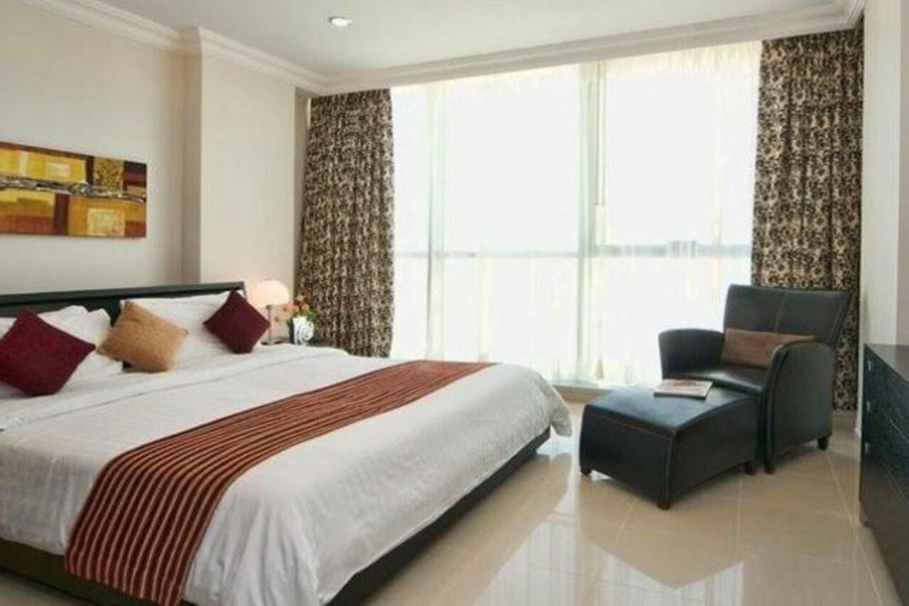Retaj Al Corniche Aparthotel