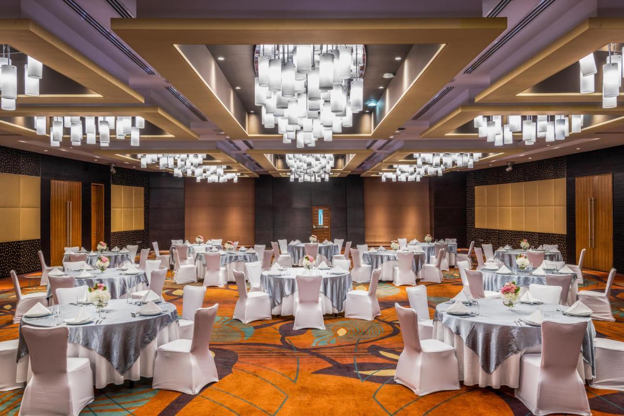 Hotel Crowne Plaza - The Business Park By Ihg 5*