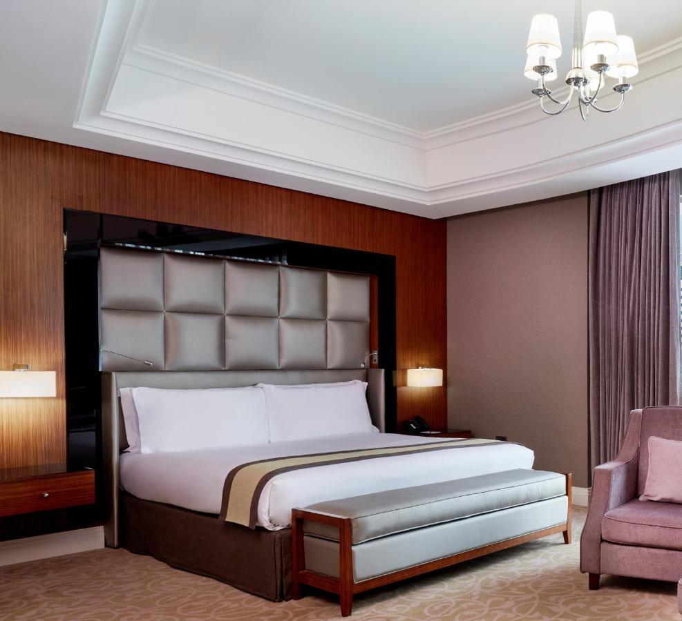 Plaza West Bay Hotel