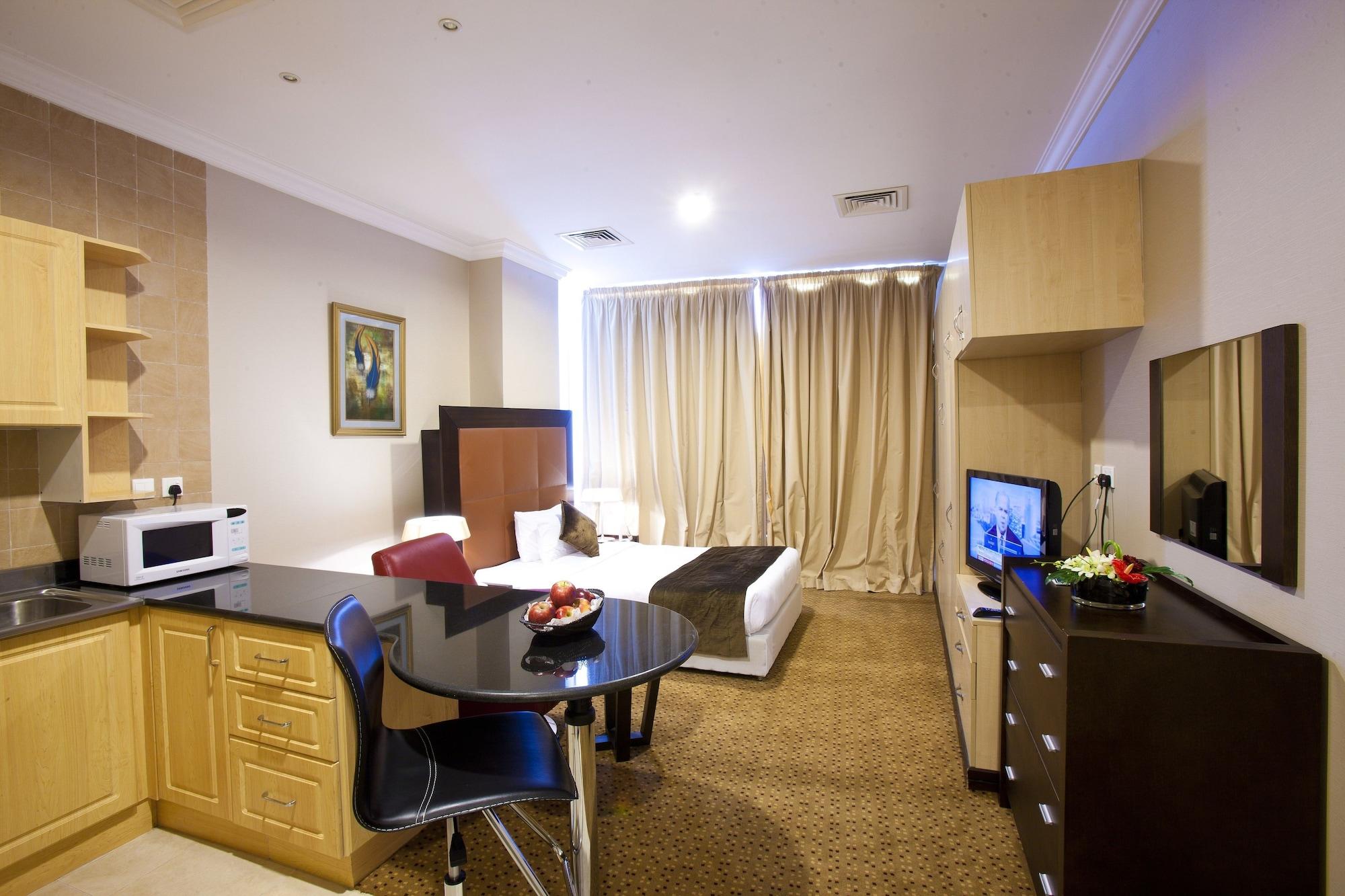Hotel Kingsgate By Millennium 3*