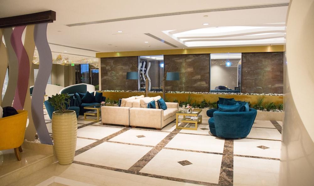 Mathema Premium Aparthotel