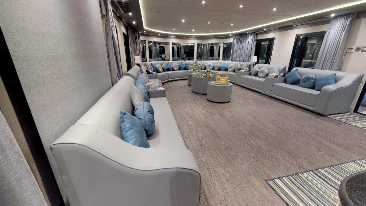 Royal * Doha