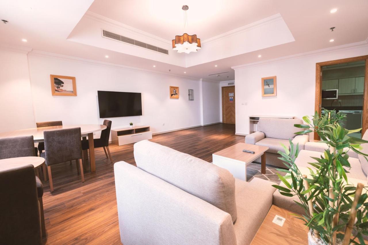 Khách sạn hẻo lánh Magnum & West Bay Doha