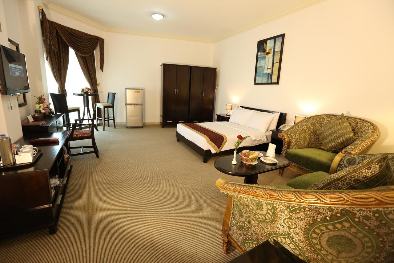 La Palace Hotel