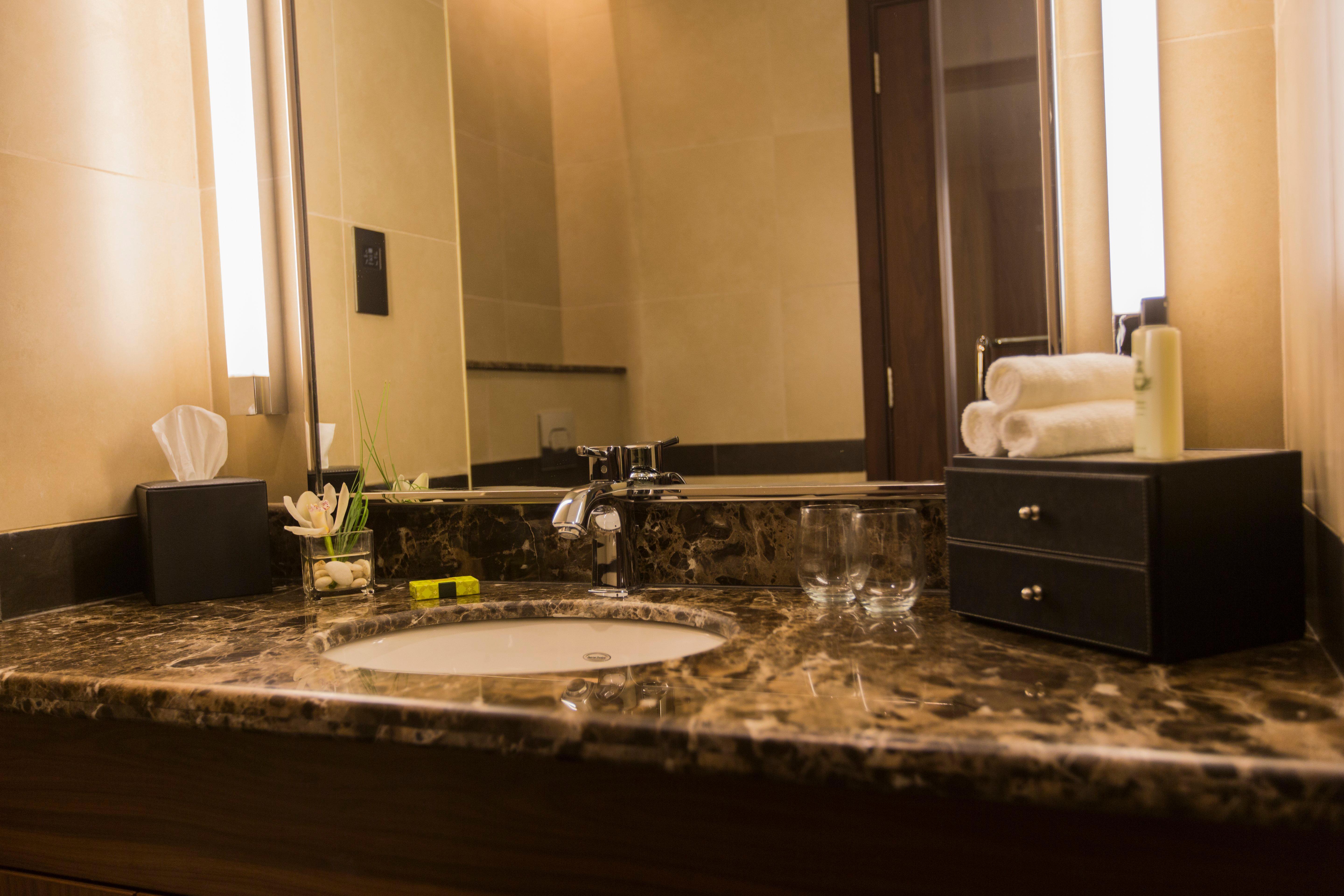 Hotel Intercontinental Residences 5*
