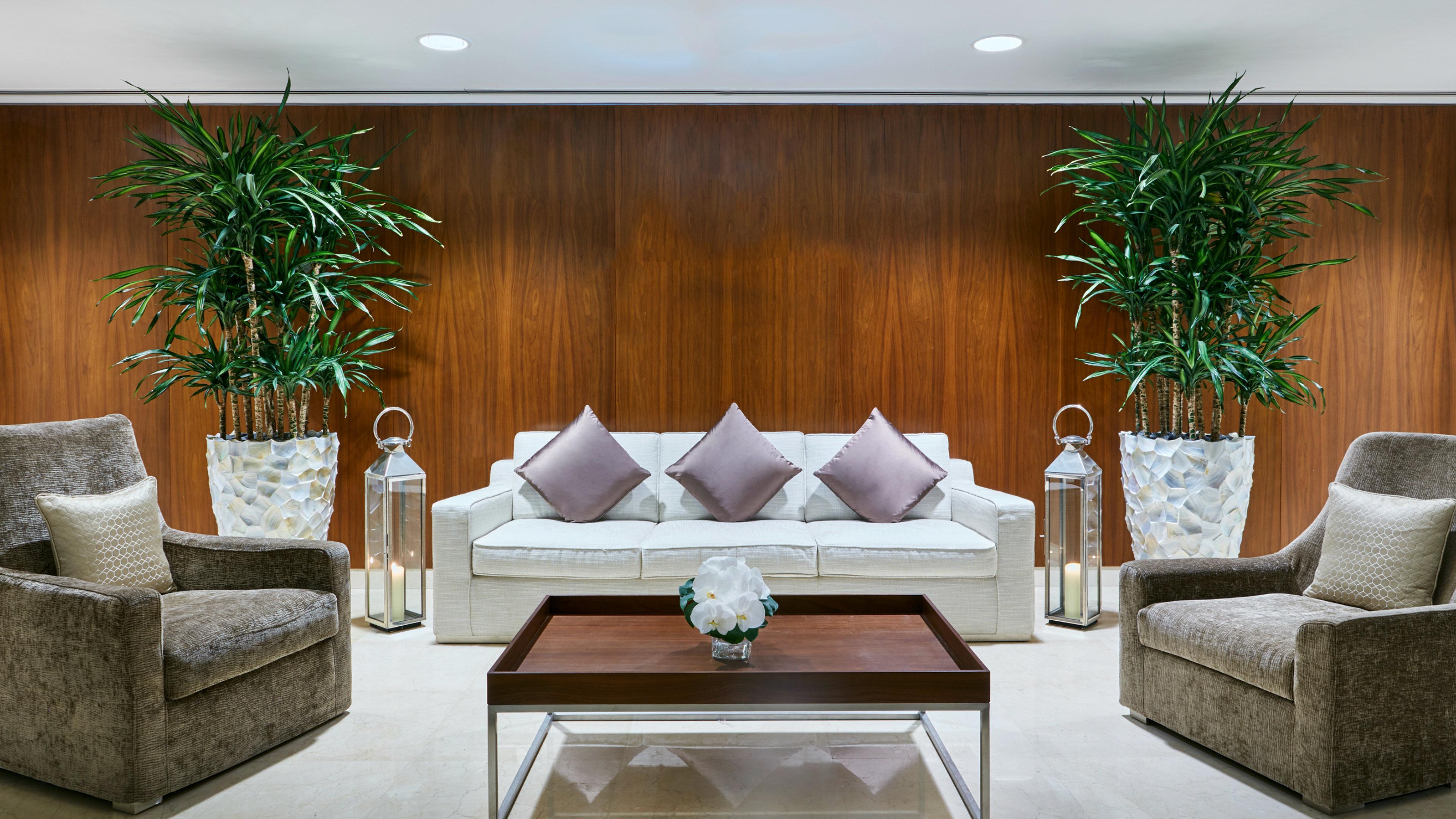 Intercontinental Residences Hotel 5*