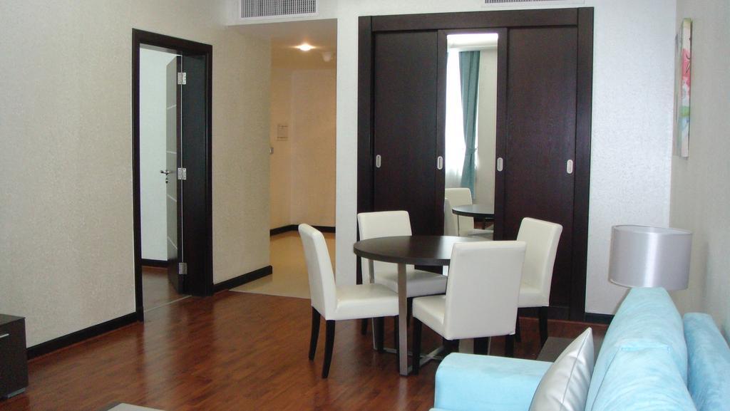 Hotel Gokulam Park