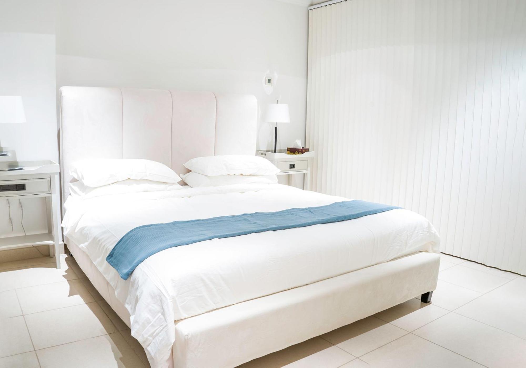 One Bedroom In Porto Arabia, The Pearl Qatar Apartment *