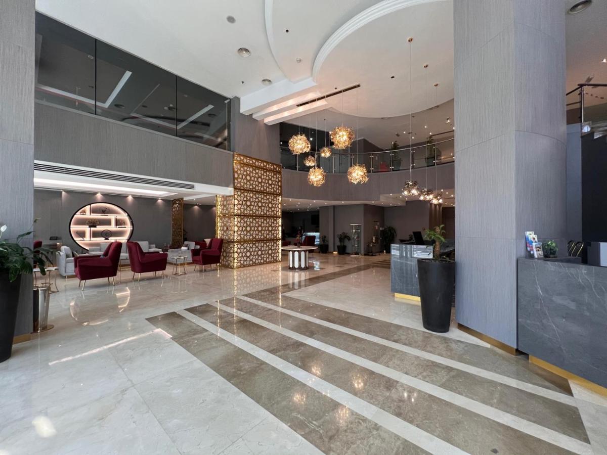 Aparthotel Amt Mena 4*