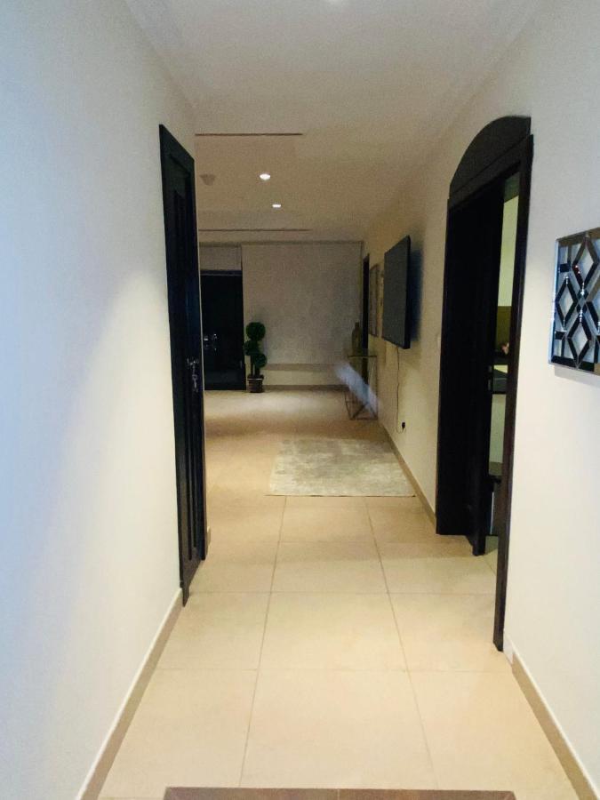Apartment Luxury-2 Bedroom In Pearl Qatar With Sea View