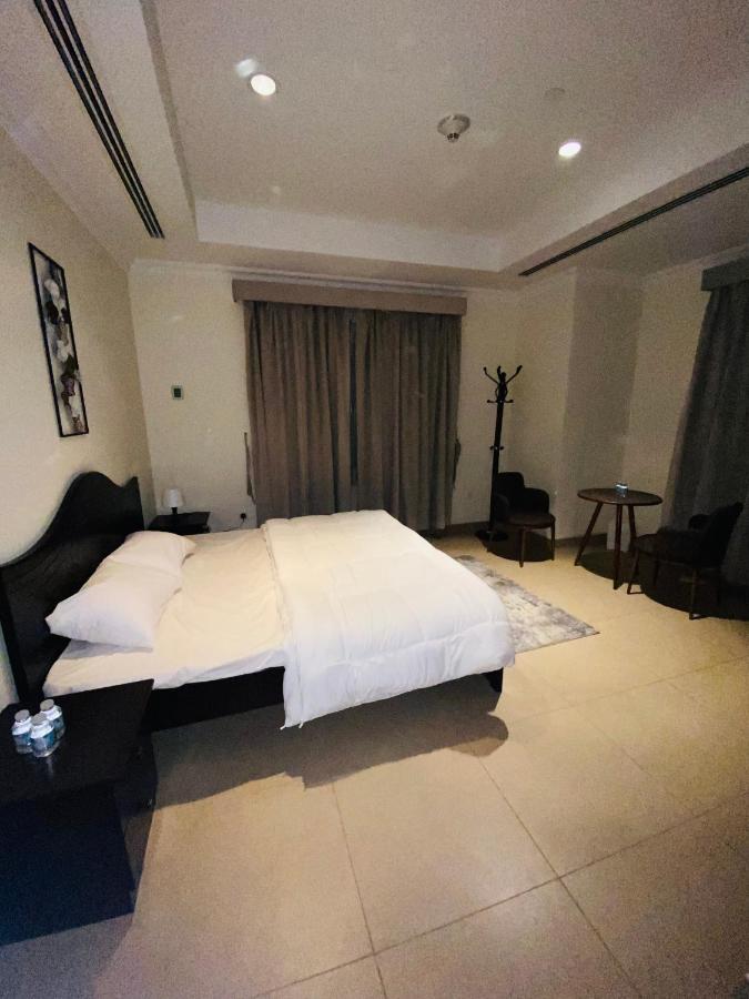 Luxury-2 Bedroom In Pearl Qatar With Sea View