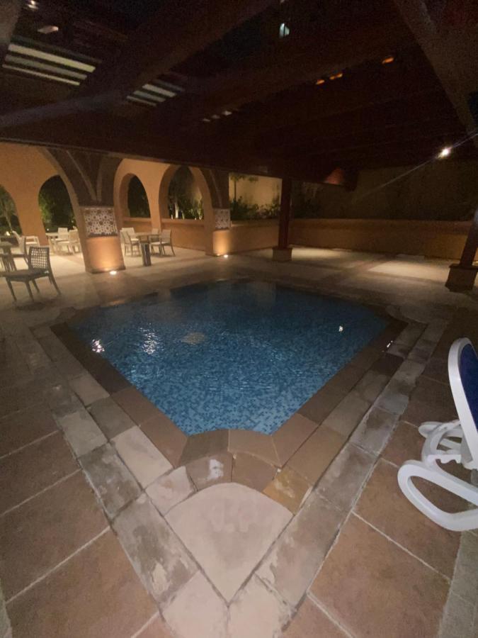 Apartment Luxury-2 Bedroom In Pearl Qatar With Sea View