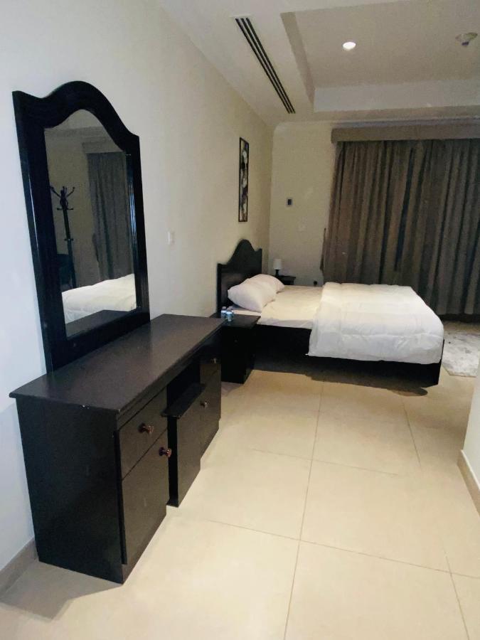 Luxury-2 Bedroom In Pearl Qatar With Sea View