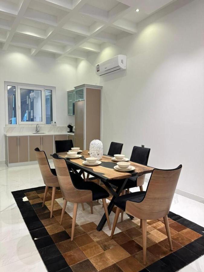 Awesome 6bhk Ff Vila Villa *
