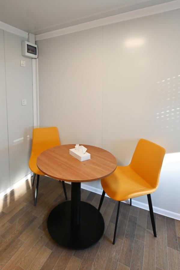 Fan Village Cabins Free Zone Bed & Breakfast Doha