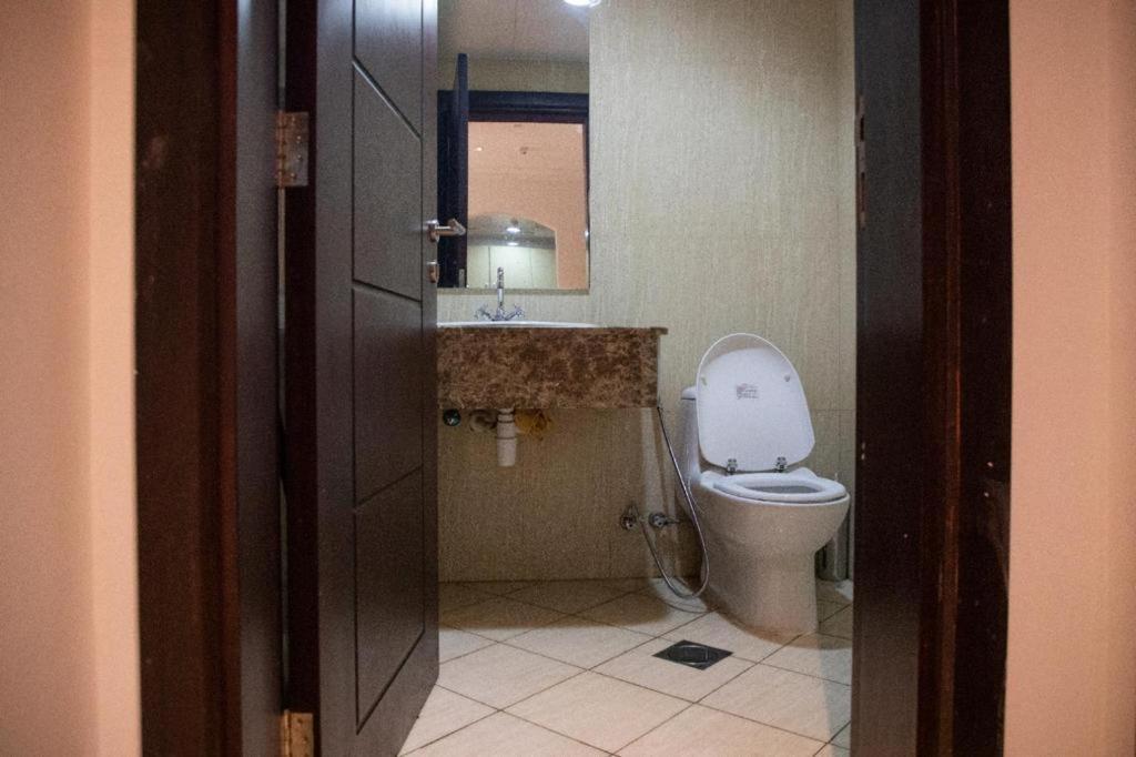 Al Malki Tower At Pearl Qatar Apartment *