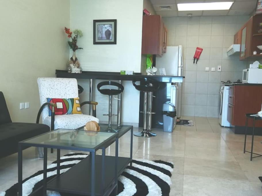 2bhk In Zigzag Towers Doha