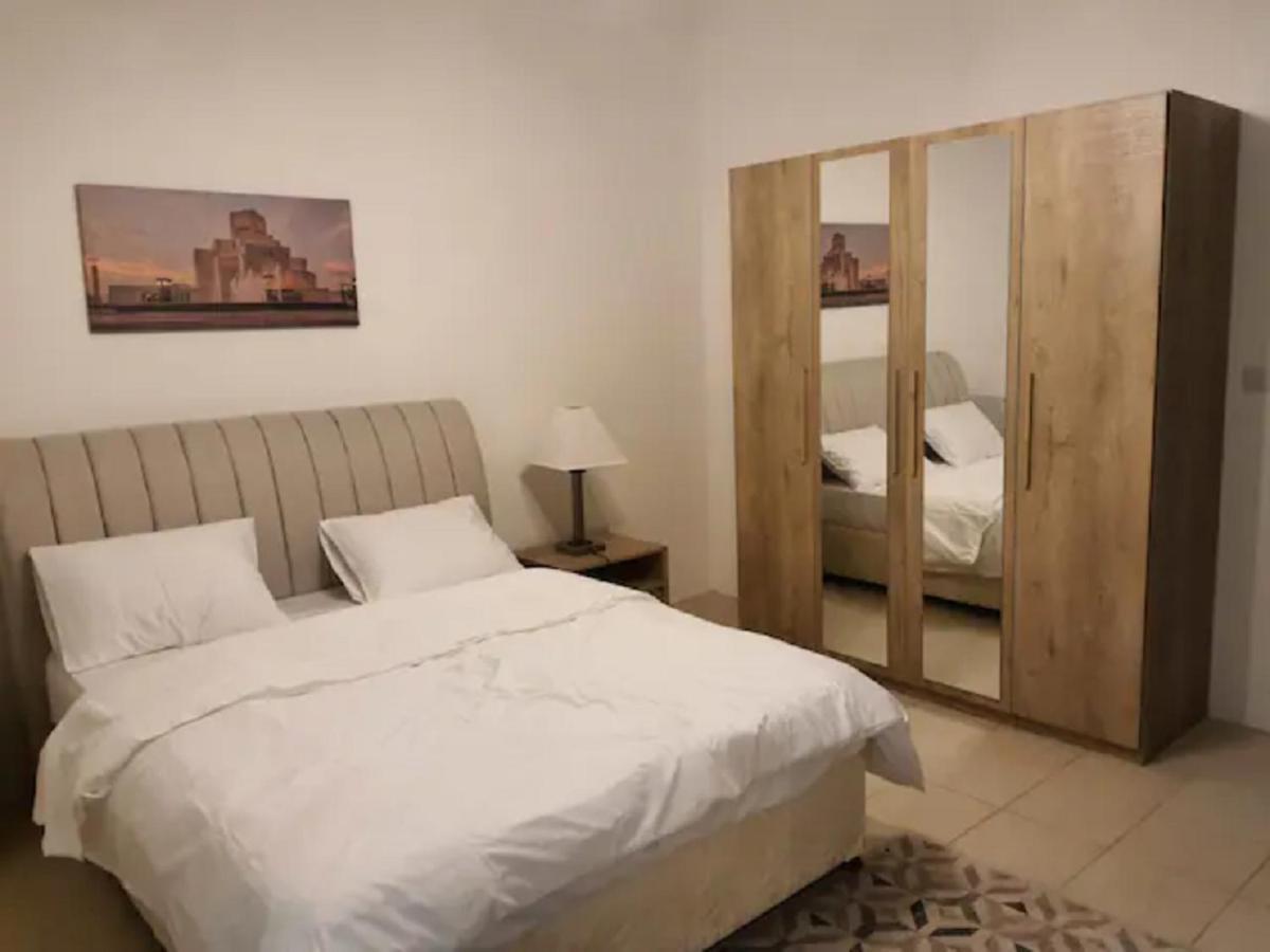 Al Hambra 65 Villa Doha