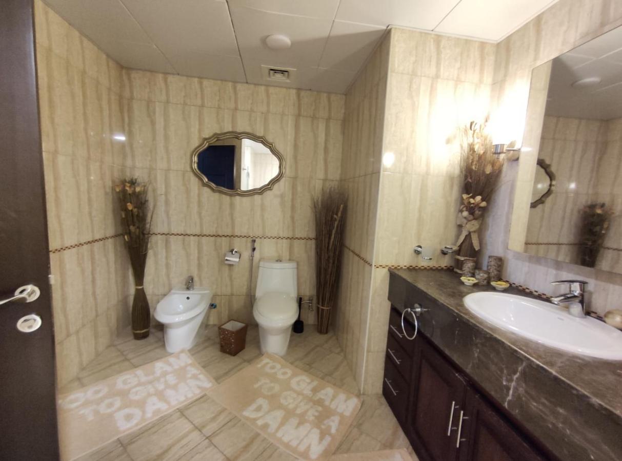 Al Malki Tower At Pearl Qatar Apartment Doha