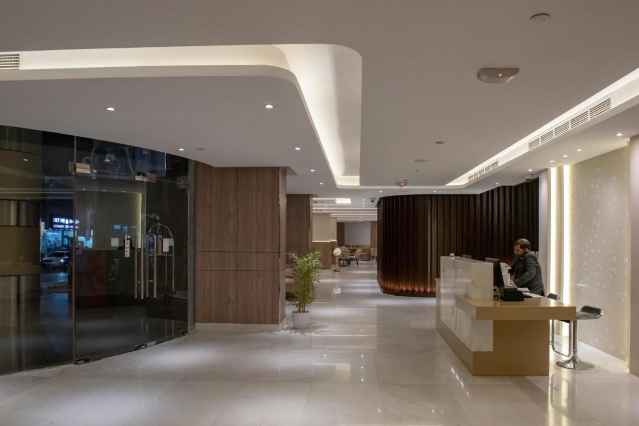 Corp Executive Doha