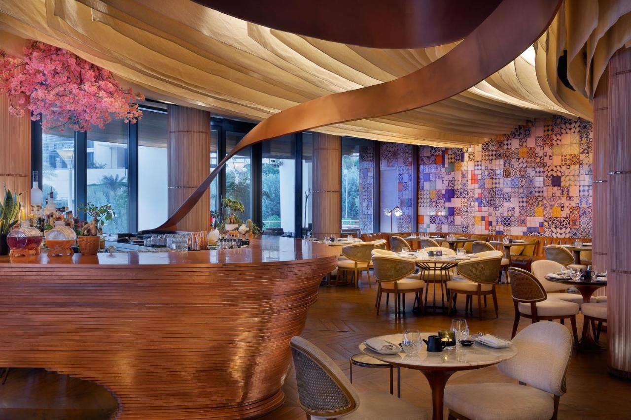 Hotel The Ritz-carlton, 5*