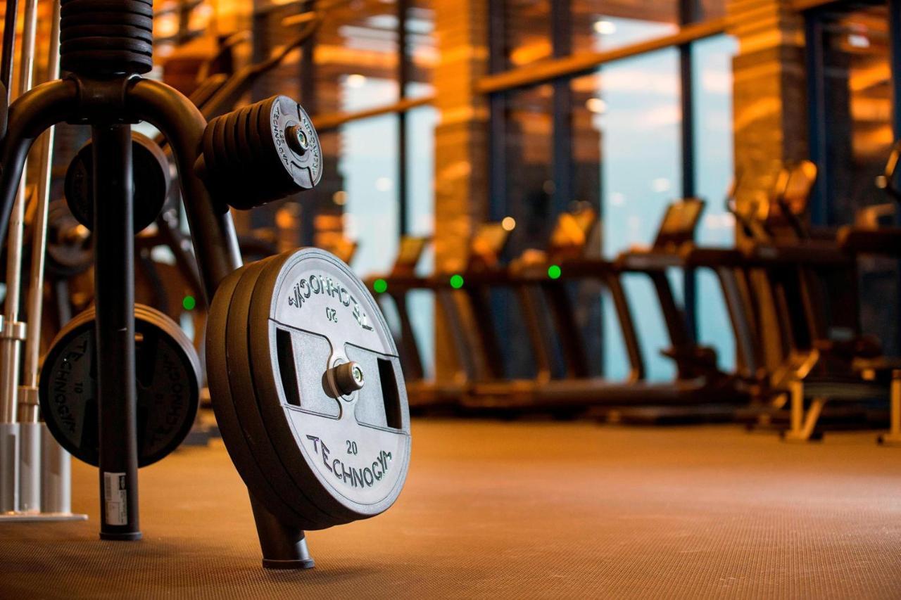 The Ritz-carlton,