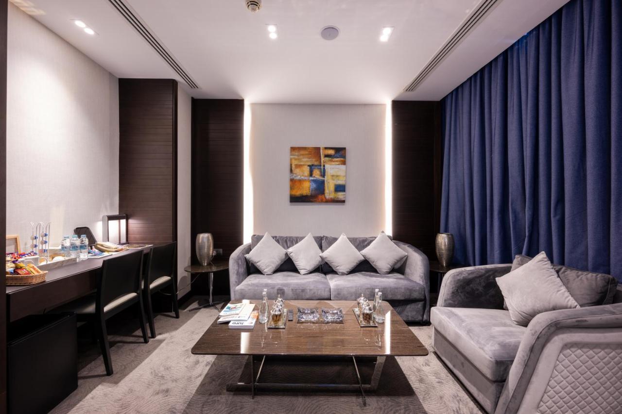 Ramada Encore By Wyndham Khách sạn Doha