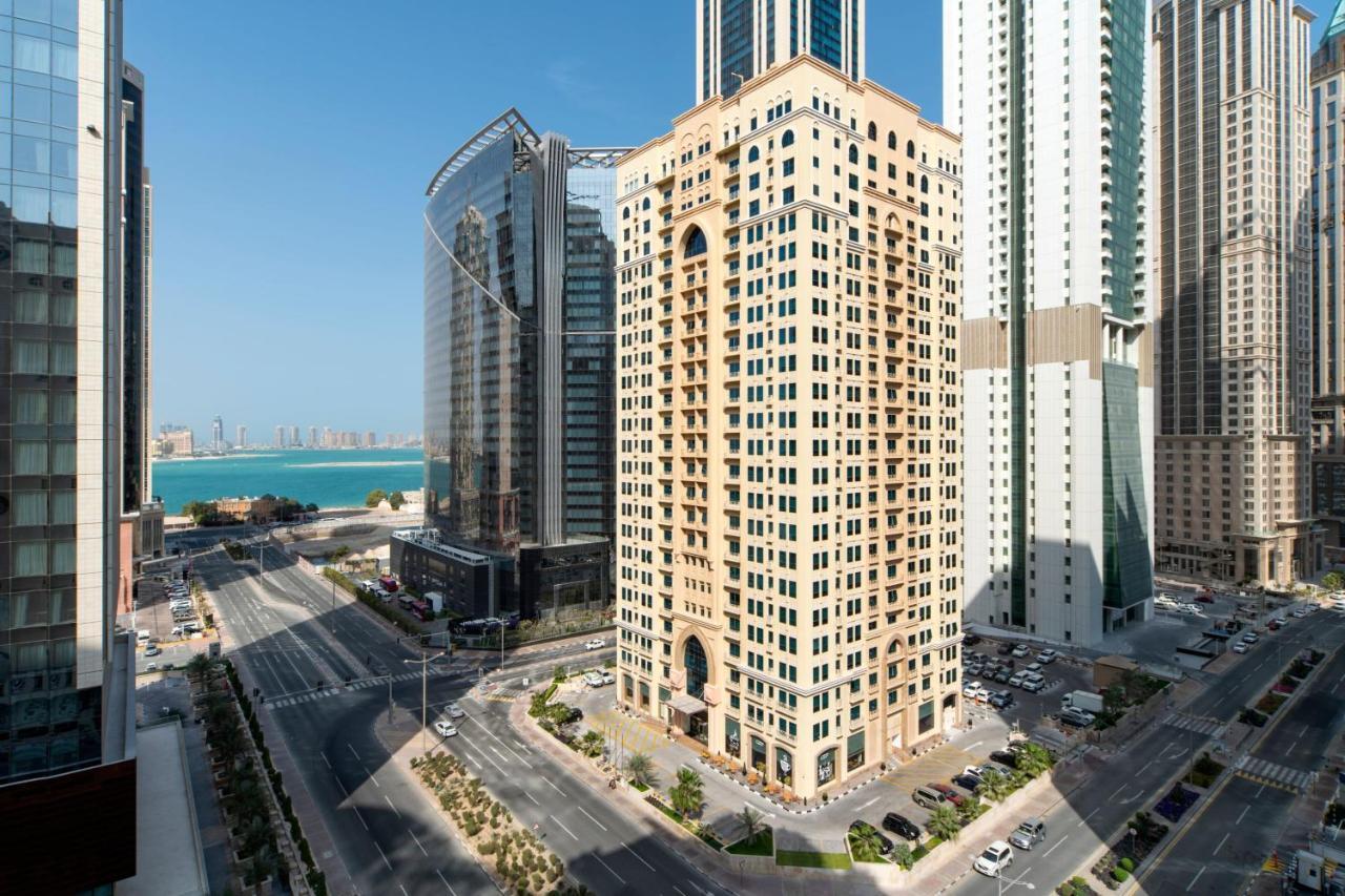 Hyatt Residences West Bay 4*