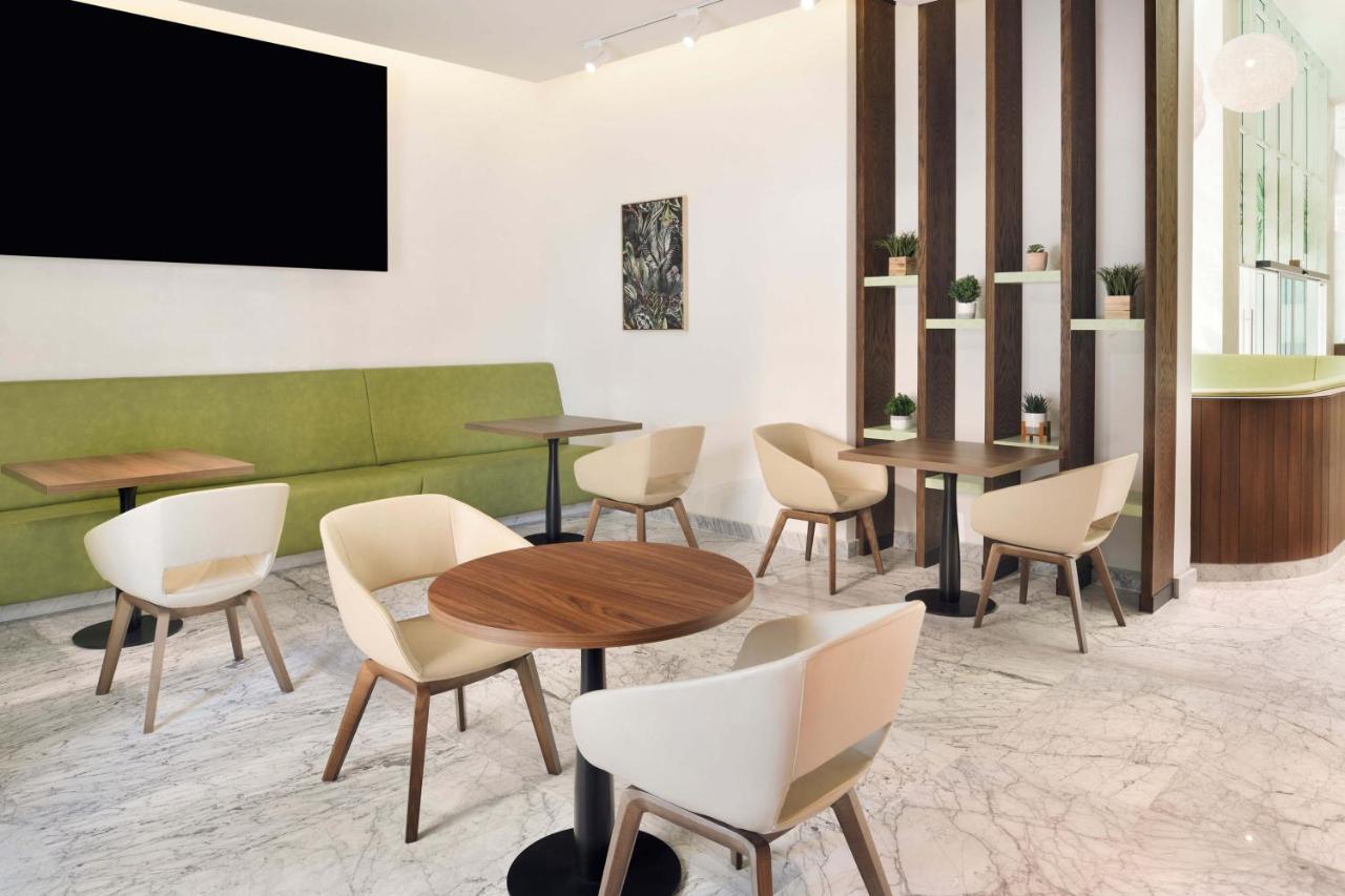 Element By Westin Center Hotel 5*