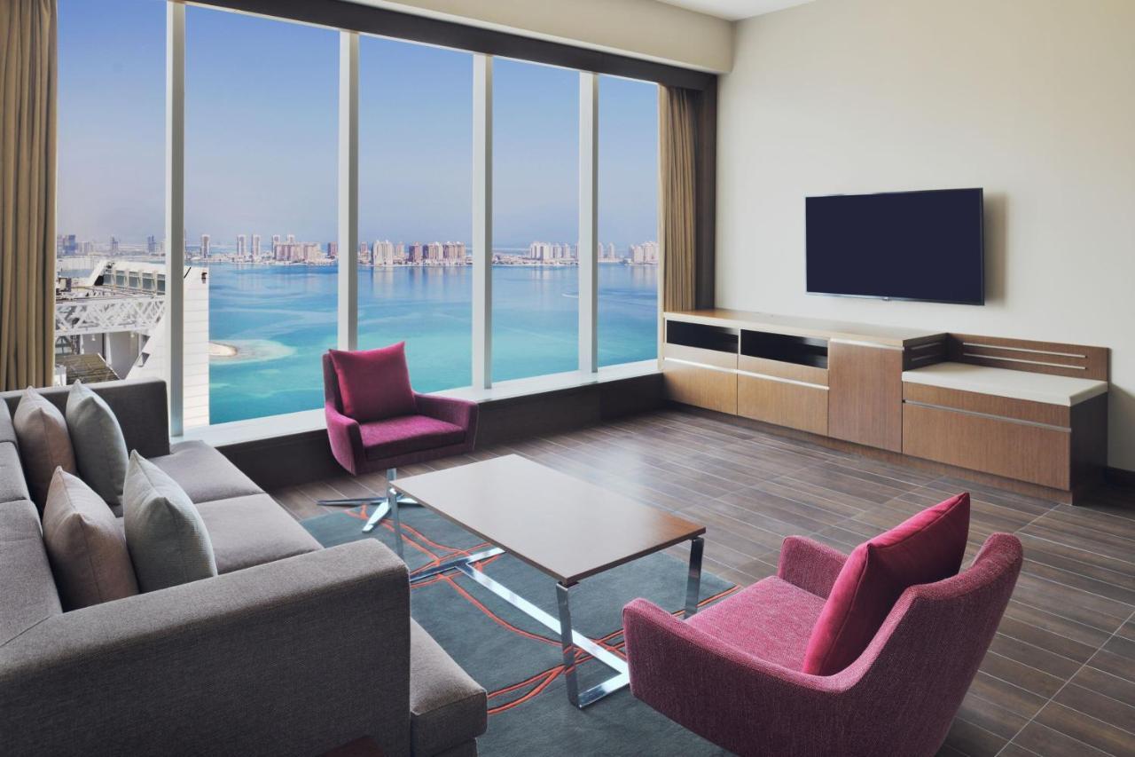 Delta By Marriott Center Khách sạn 5*