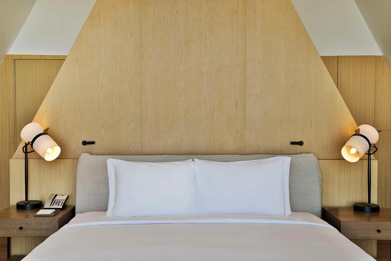 Katara Hills Doha, Lxr & 5* Doha
