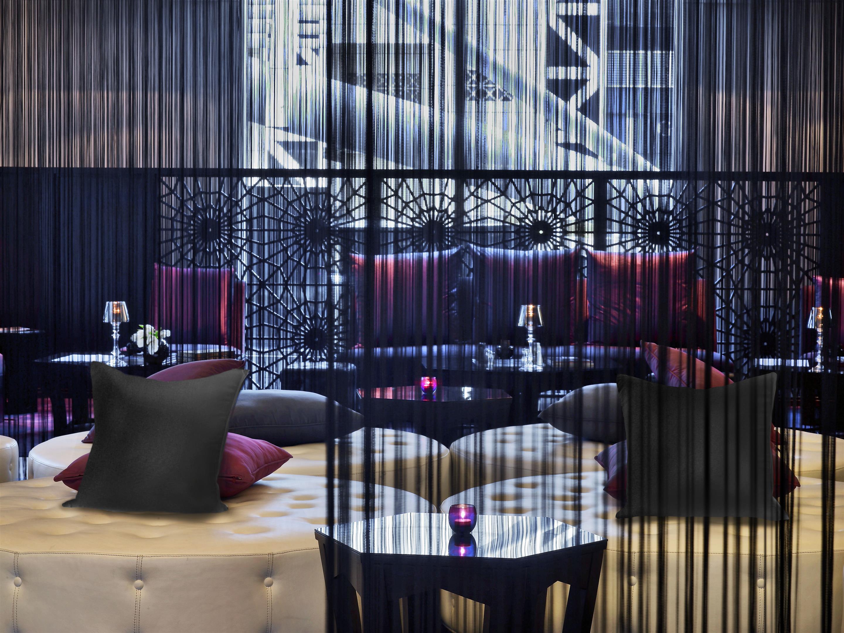 Hotel W