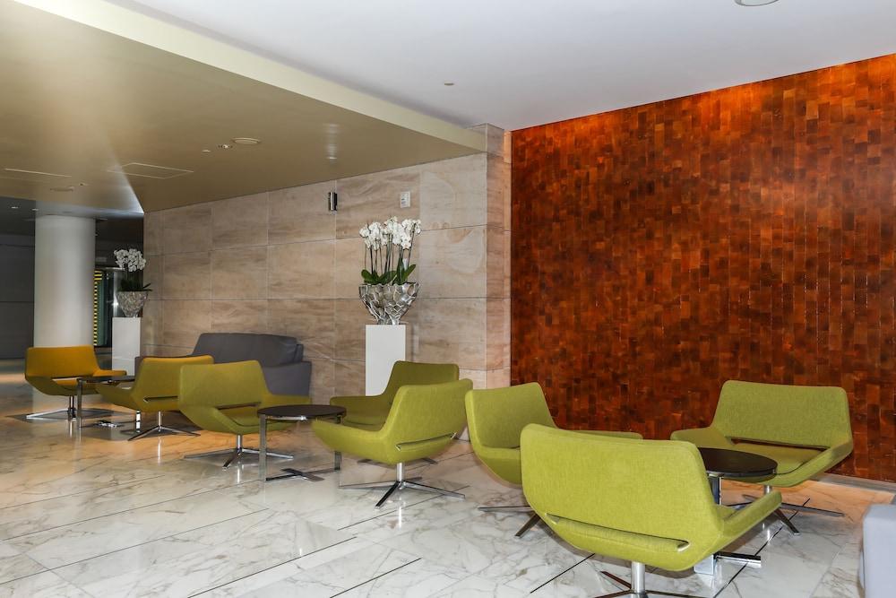 Oryx Airport -transit Only Hotel 4*