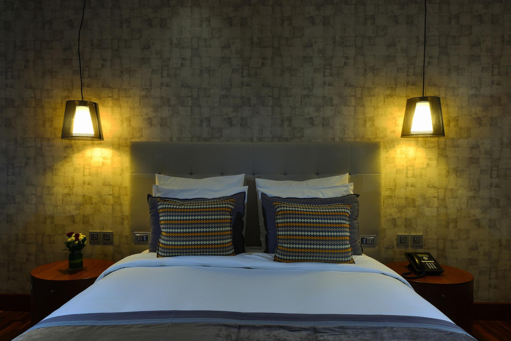 Hotel The Avenue 5*