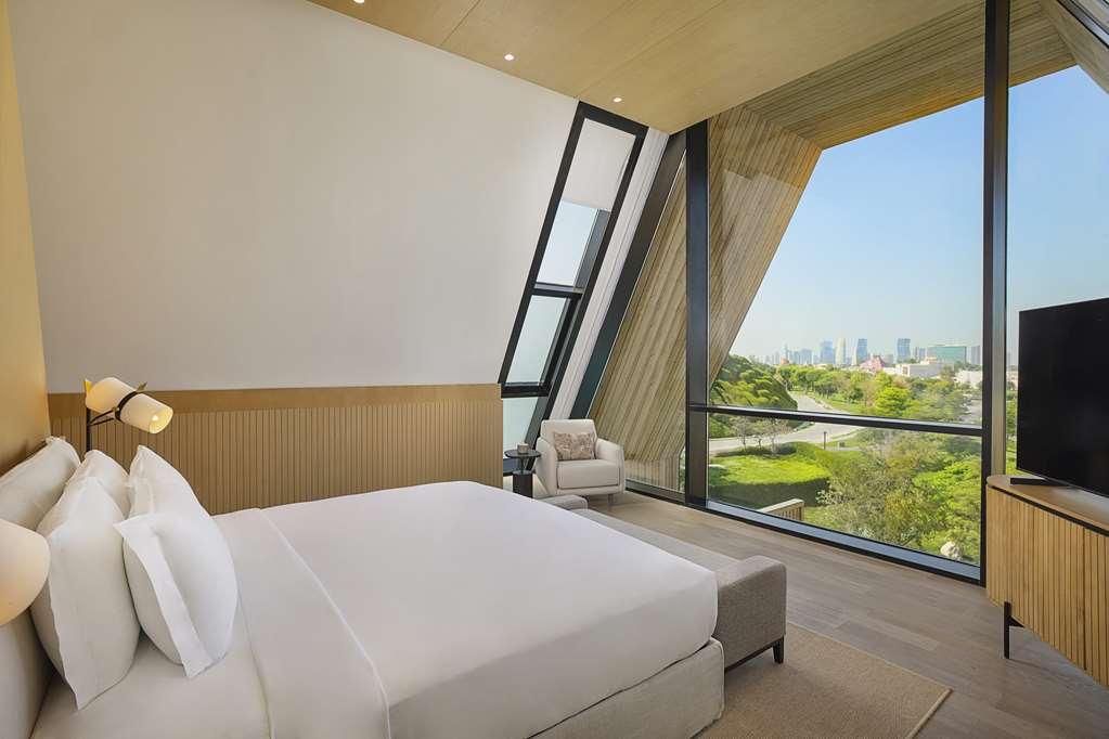 Hotel Katara Hills Lxr And 5*