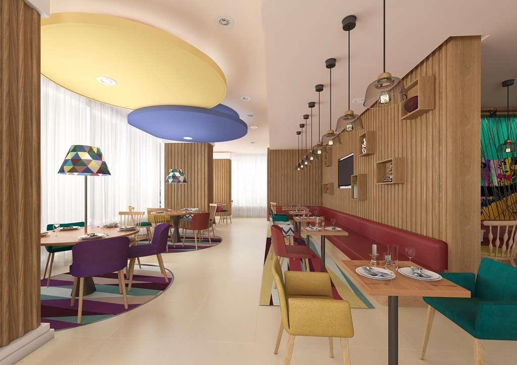 Hampton By Hilton Old Town Hotel Doha