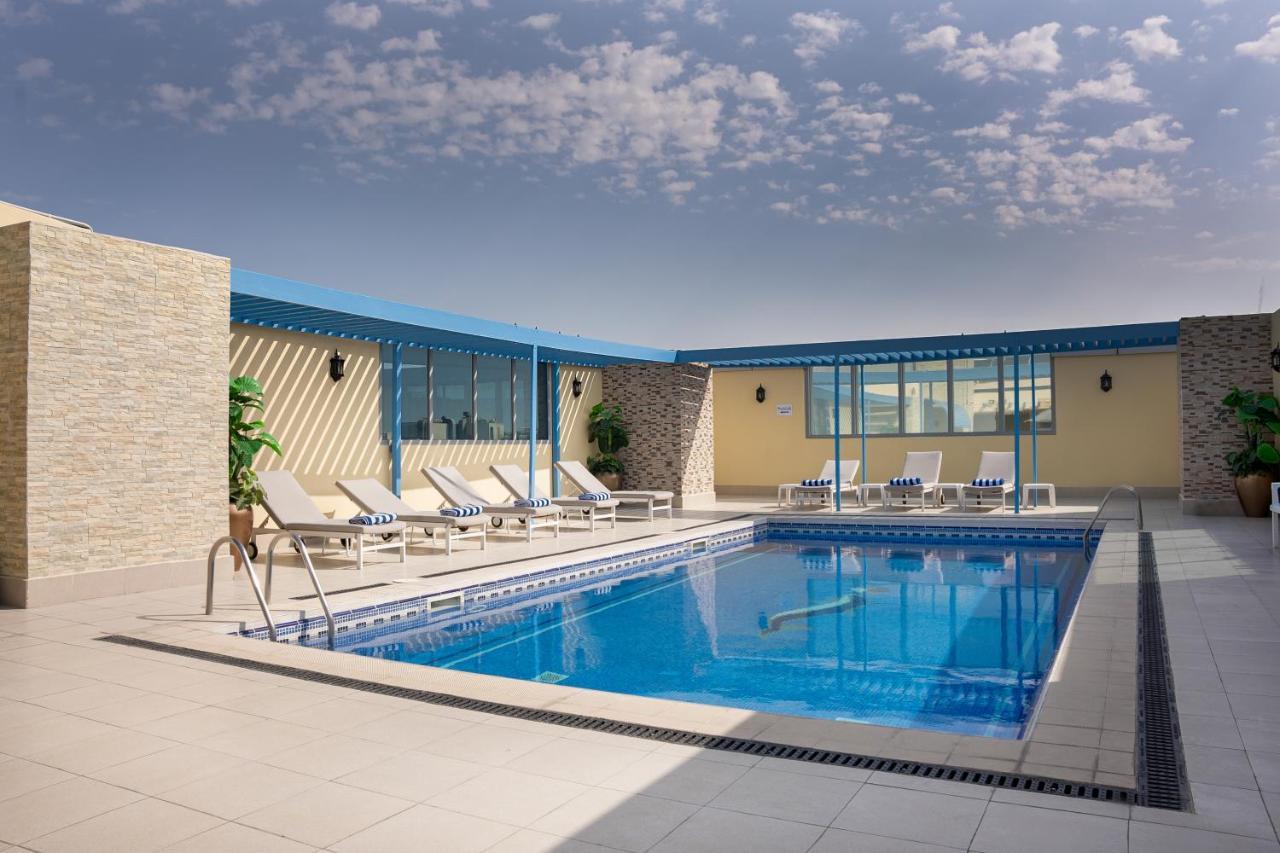 Plaza Hotel 4*