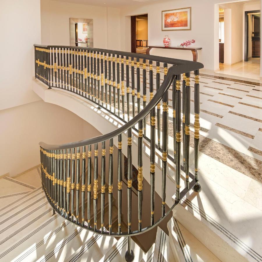 Grand Hyatt & 5* Doha