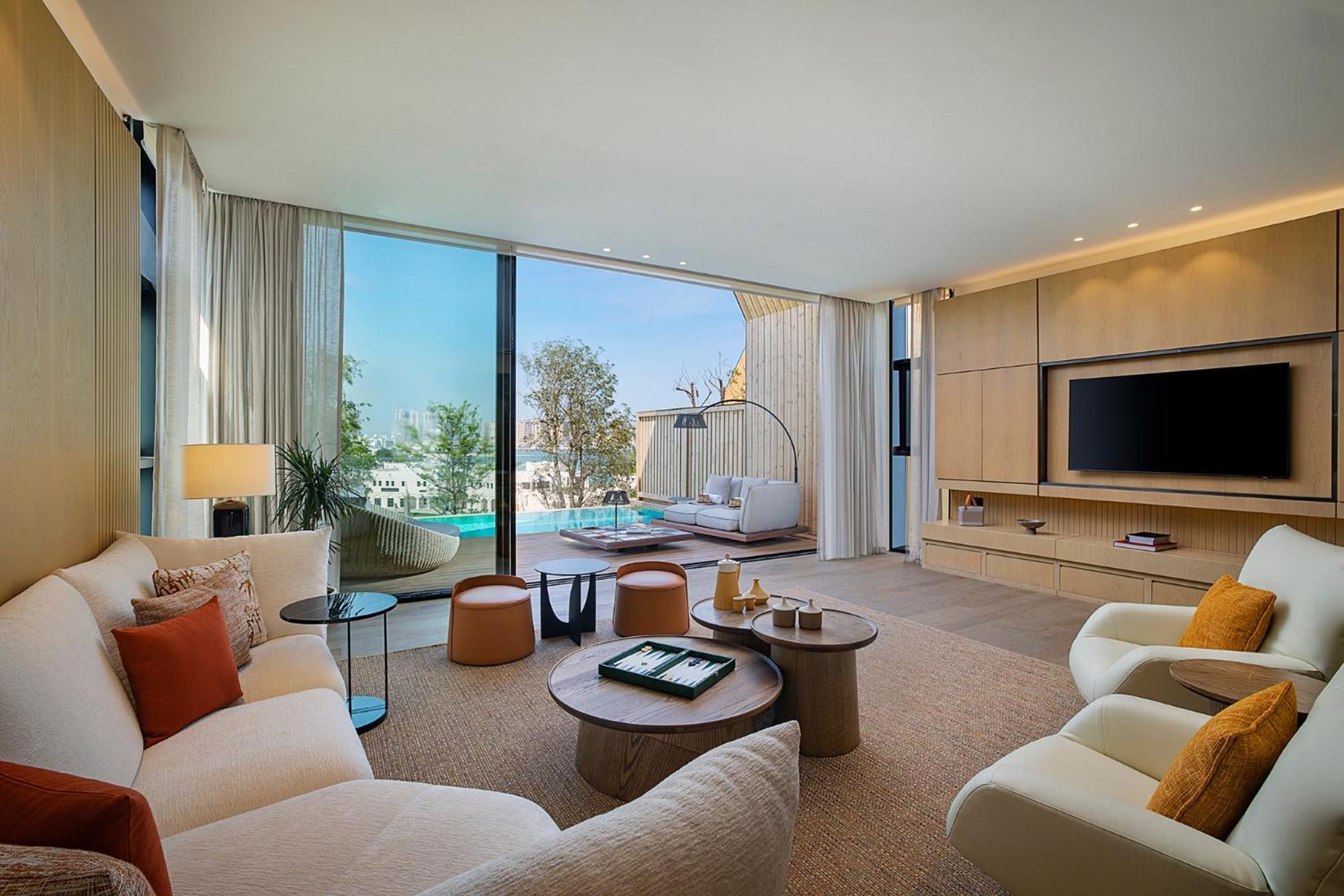 Katara Hills Doha, Lxr & 5*