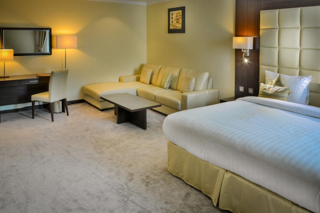 Golden Ocean Hotel 3*