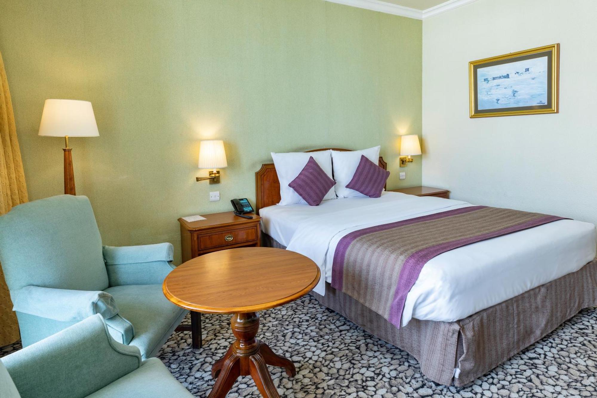 Treffen House - Souq Waqif And Next To Msheireb Metro Station 4* Doha