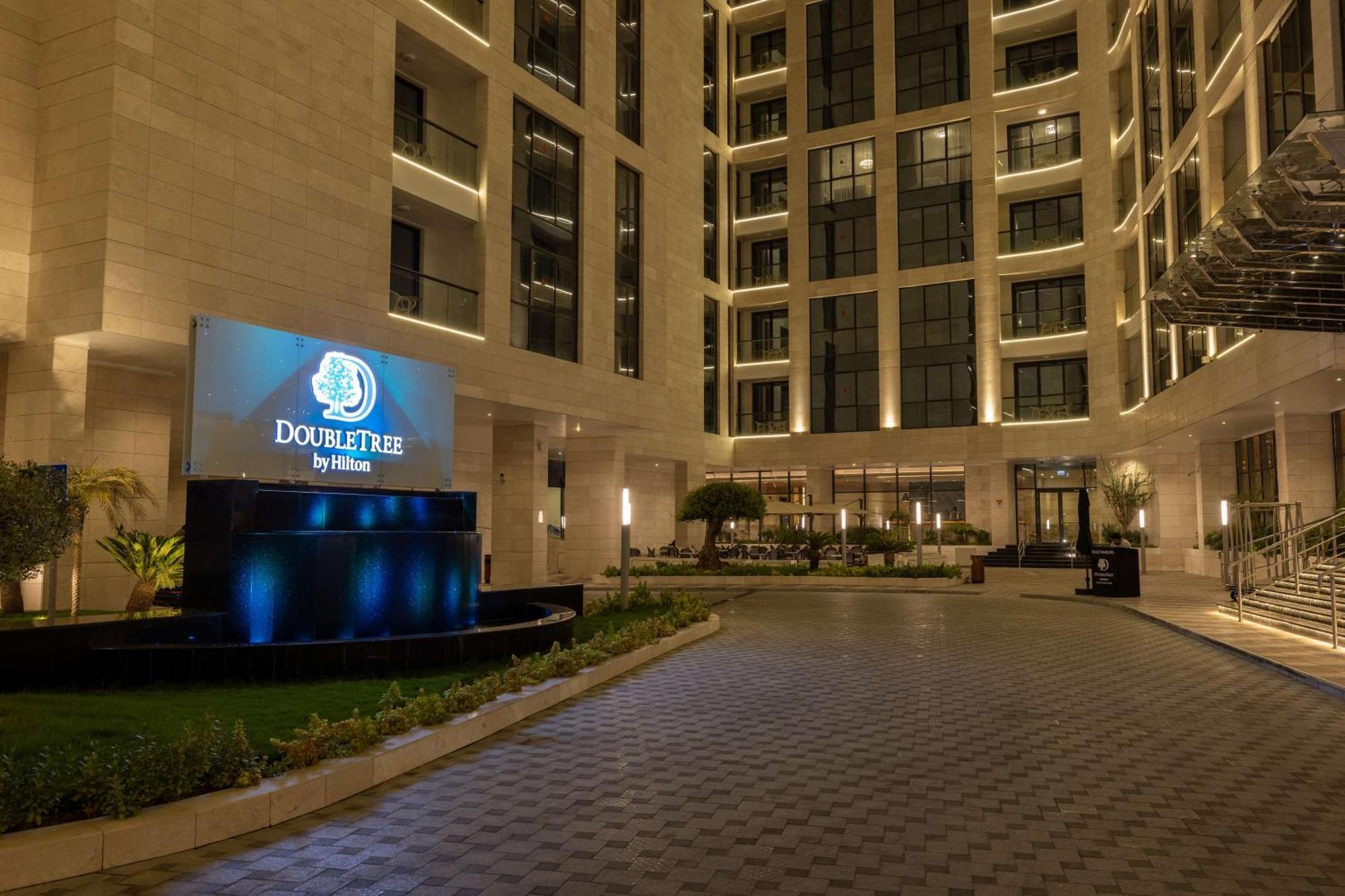 Doubletree By Hilton Downtown Hotel 5*
